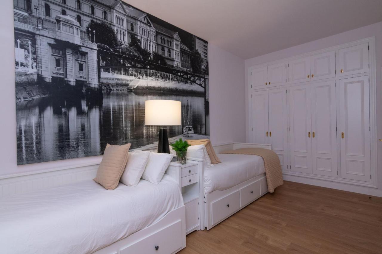 Bilbao Henao Park De Bilbao Suites, En Pleno Centro Con Garaje Directo المظهر الخارجي الصورة